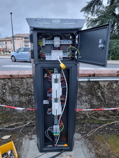 installation d'une boite de rechargement de marque scame